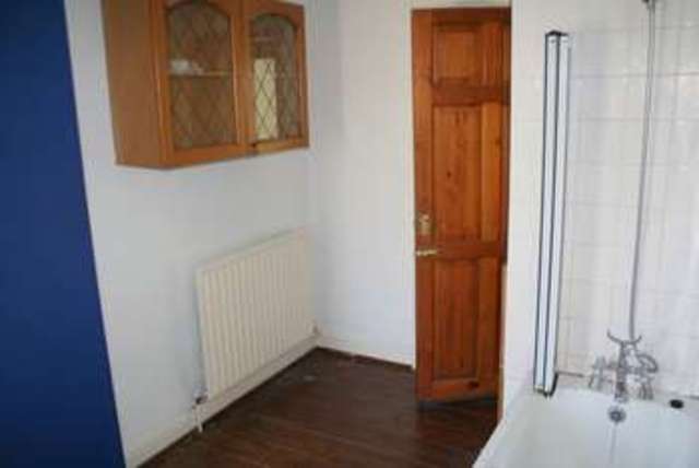  Image of 2 bedroom Terraced house for sale in Foster Street Lincoln LN5 at Foster Street  Lincoln, LN5 7QE