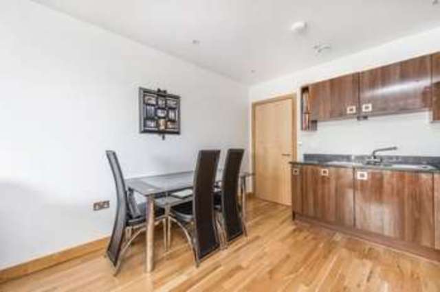  Image of 2 bedroom Flat to rent in Frances Wharf London E14 at Frances Wharf  London, E14 7FP