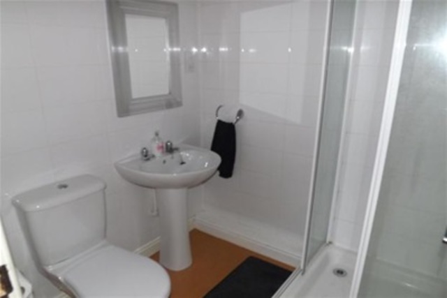  Image of 2 bedroom Flat to rent in Friarshall Gate Paisley PA2 at Paisley Renfrewshire Renfrewshire, PA2 6LD