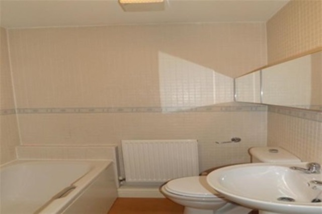  Image of 2 bedroom Flat to rent in Friarshall Gate Paisley PA2 at Paisley Renfrewshire Renfrewshire, PA2 6LD