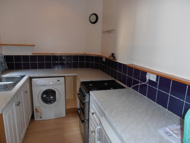  Image of 2 bedroom Terraced house to rent in Suez Street Nottingham NG7 at suez street basford nottingham, NG7 7GB
