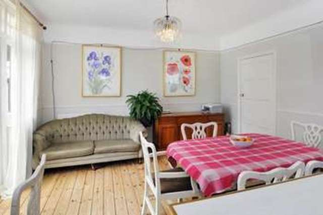  Image of 5 bedroom Semi-Detached house for sale in Gannon Road Worthing BN11 at Gannon Road  Worthing, BN11 2DT