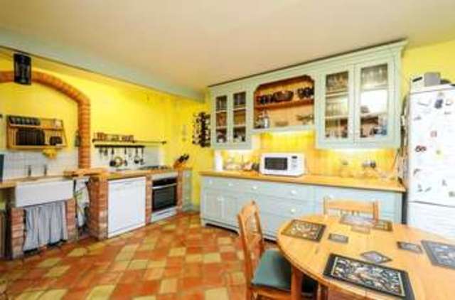  Image of 4 bedroom Semi-Detached house for sale in Garford Abingdon OX13 at Garford Abingdon, OX13 5PG