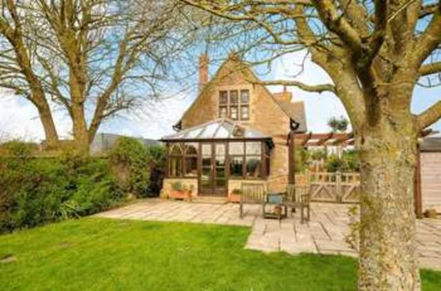  Image of 4 bedroom Semi-Detached house for sale in Garford Abingdon OX13 at Garford Abingdon, OX13 5PG