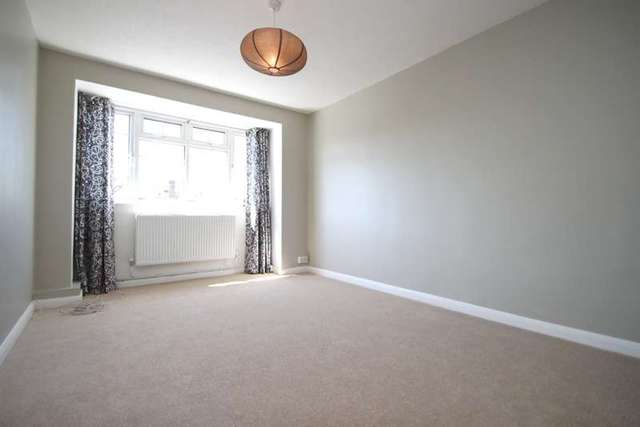  Image of 2 bedroom Flat to rent in Geneva Road Kingston upon Thames KT1 at Kingston Upon Thames Surrey, KT1 2TP