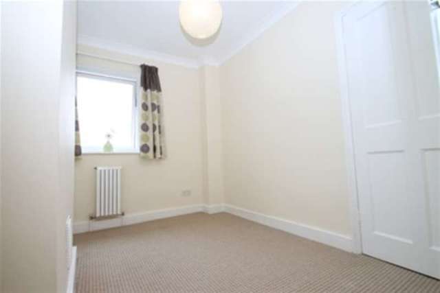  Image of 2 bedroom Detached house to rent in Gladwell Road Bromley BR1 at Bromley, BR1 4DA