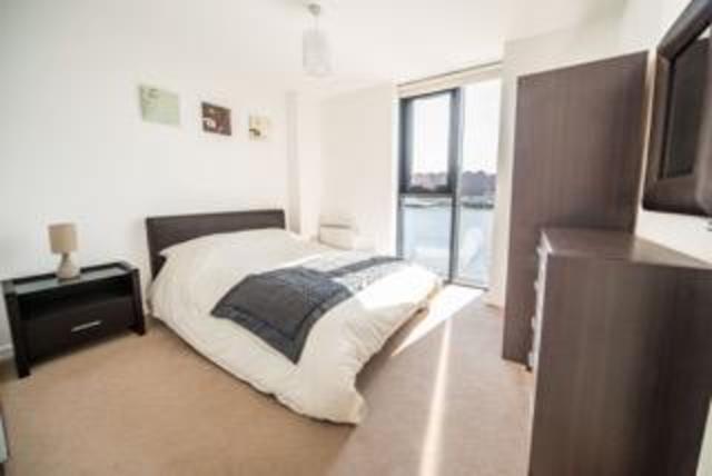  Image of 2 bedroom Flat to rent in Castlebank Place Glasgow G11 at Glasgow Harbour  Glasgow, G11 6DS