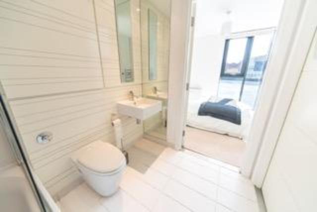  Image of 2 bedroom Flat to rent in Castlebank Place Glasgow G11 at Glasgow Harbour  Glasgow, G11 6DS