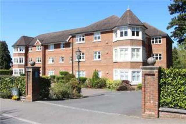  Image of 2 bedroom Apartment for sale in St. Johns Hill Road St. Johns Woking GU21 at St. Johns Hill Road Woking Knaphill, GU21 7RQ