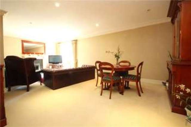  Image of 2 bedroom Apartment for sale in St. Johns Hill Road St. Johns Woking GU21 at St. Johns Hill Road Woking Knaphill, GU21 7RQ