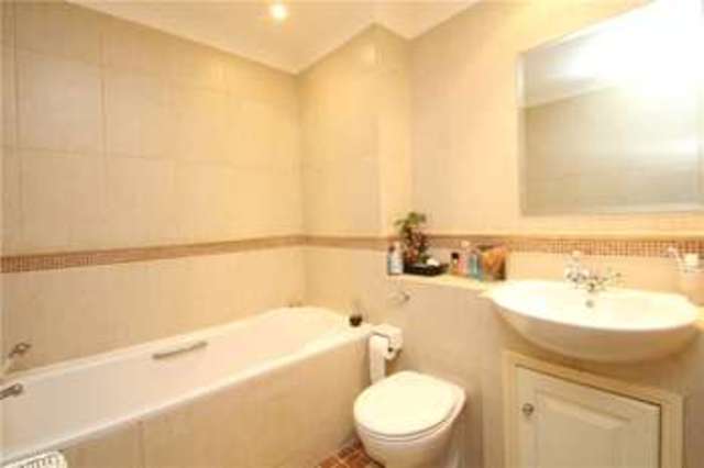  Image of 2 bedroom Apartment for sale in St. Johns Hill Road St. Johns Woking GU21 at St. Johns Hill Road Woking Knaphill, GU21 7RQ