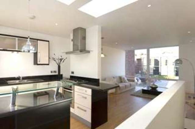  Image of 2 bedroom Apartment to rent in Glen Morag Gardens Rochdale OL11 at Rochdale OL11 5JS Rochdale, OL11 5JS