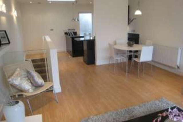  Image of 2 bedroom Apartment to rent in Glen Morag Gardens Rochdale OL11 at Rochdale OL11 5JS Rochdale, OL11 5JS