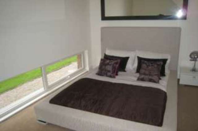  Image of 2 bedroom Apartment to rent in Glen Morag Gardens Rochdale OL11 at Rochdale OL11 5JS Rochdale, OL11 5JS