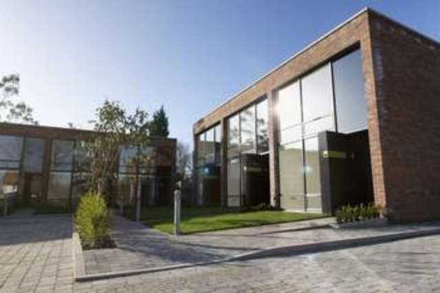  Image of 2 bedroom Apartment to rent in Glen Morag Gardens Rochdale OL11 at Rochdale OL11 5JS Rochdale, OL11 5JS