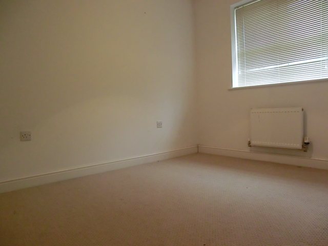  Image of 2 bedroom Detached house to rent in Glendevon Close Wythenshawe Manchester M22 at Wythenshawe  Moss Nook, M22 8FB