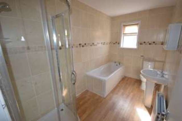  Image of 2 bedroom Bungalow to rent in Drim Terrace Goodwick SA64 at Goodwick, SA64 0JT