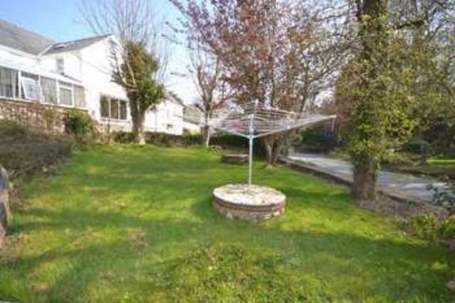  Image of 2 bedroom Bungalow to rent in Drim Terrace Goodwick SA64 at Goodwick, SA64 0JT