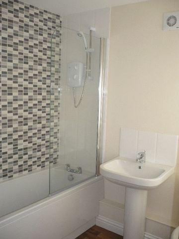  Image of 3 bedroom Terraced house to rent in Back Chapel Lane Gorleston Great Yarmouth NR31 at Back Chapel Lane Gorleston Great Yarmouth, NR31 6NY