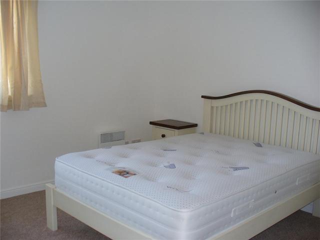  Image of 2 bedroom Flat to rent in Gourlay Yard Dundee DD1 at City Centre Dundee Dundee, DD1 3BR