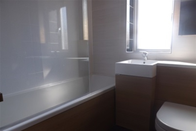  Image of 2 bedroom Flat to rent in Grampian Road Kilmarnock KA1 at Kilmarnock East Ayrshire East Ayrshire, KA1 3UP