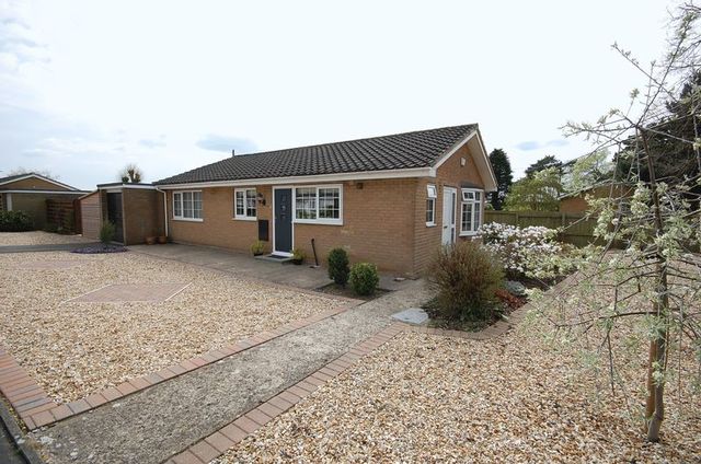  Image of 2 bedroom Detached house for sale in Green Acres Morton on Swale Northallerton DL7 at Green Acres  Northallerton, DL7 9TA