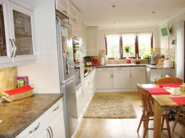  Image of 3 bedroom Bungalow for sale in Rectory Road Anderby Skegness PE24 at Anderby, PE24 5YF