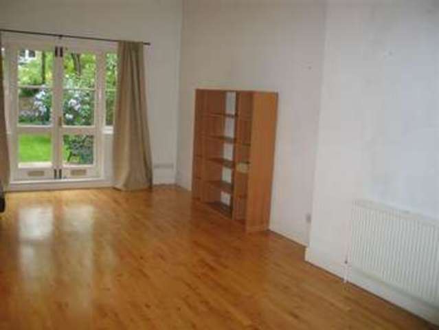  Image of 2 bedroom Flat to rent in Greencroft Gardens London NW6 at South Hampstead London West Hampstead, NW6 3PH