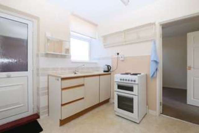  Image of 3 bedroom Terraced house for sale in Griffin Road Hull HU9 at Griffin Road  Hull, HU9 4TB
