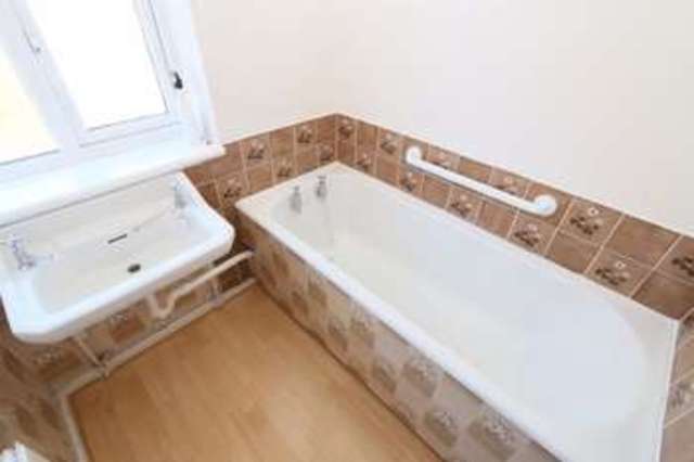  Image of 3 bedroom Terraced house for sale in Griffin Road Hull HU9 at Griffin Road  Hull, HU9 4TB