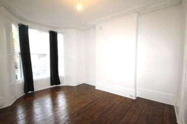  Image of 3 bedroom Flat to rent in Grosvenor Avenue London N5 at Highbury London Highbury, N5 2NL