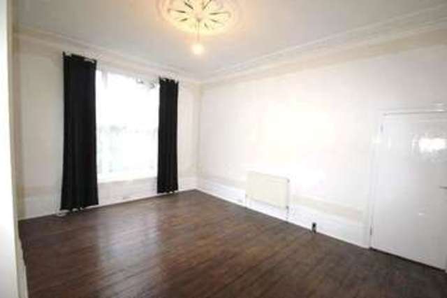  Image of 3 bedroom Flat to rent in Grosvenor Avenue London N5 at Highbury London Highbury, N5 2NL