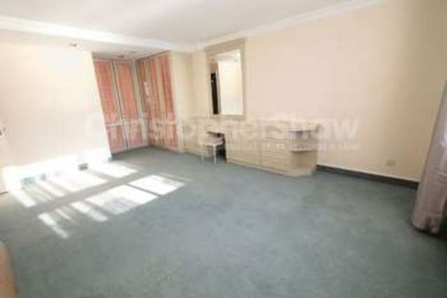  Image of 4 bedroom Flat for sale in Grove Road Bournemouth BH1 at Grove Road  Bournemouth, BH1 3AW
