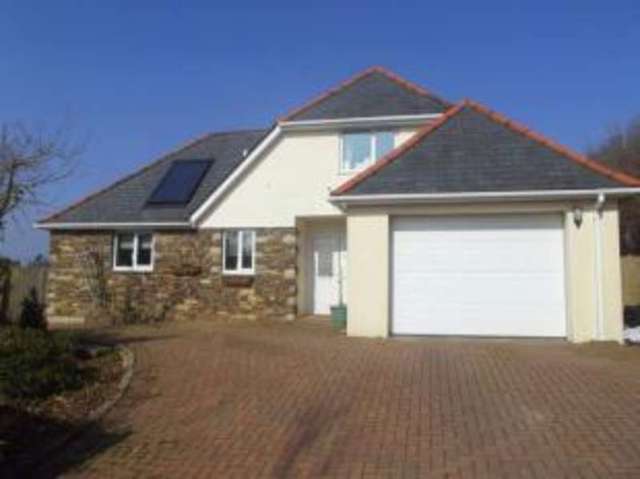  Image of 3 bedroom Bungalow for sale in Albaston Gunnislake PL18 at Gunnislake Cornwall Albaston, PL18 9EZ