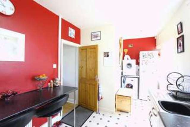  Image of 3 bedroom Semi-Detached house for sale in Hall Road Hull HU6 at Hall Road  Hull, HU6 8SG
