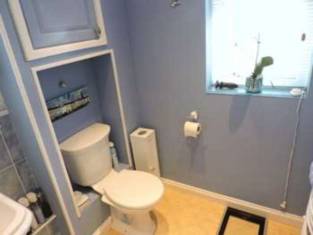  Image of 3 bedroom Semi-Detached house for sale in Handel Close Basingstoke RG22 at Handel Close  Basingstoke, RG22 4DL