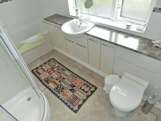  Image of 4 bedroom Detached house for sale in Harlaxton Drive Long Eaton Nottingham NG10 at Harlaxton Drive  Long Eaton, NG10 2ER
