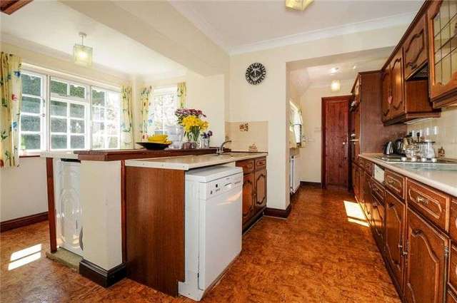  Image of 2 bedroom Semi-Detached house to rent in Wimborne St. Giles Wimborne St. Giles Wimborne BH21 at Harriet Cottages Wimborne St. Giles Wimborne, Dorset, BH21 5NF