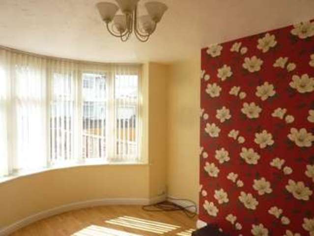  Image of 3 bedroom Semi-Detached house to rent in Harrowby Place Willenhall WV13 at Harrowby Place  Willenhall, WV13 2RA