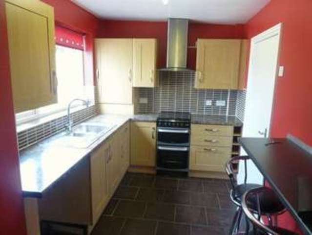  Image of 3 bedroom Semi-Detached house to rent in Harrowby Place Willenhall WV13 at Harrowby Place  Willenhall, WV13 2RA