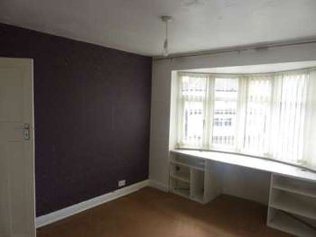  Image of 3 bedroom Semi-Detached house to rent in Harrowby Place Willenhall WV13 at Harrowby Place  Willenhall, WV13 2RA