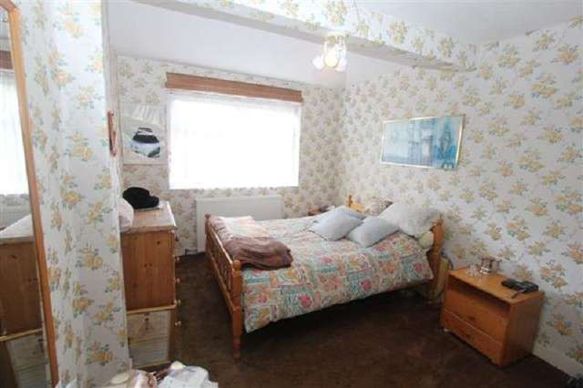  Image of 4 bedroom Detached house for sale in Harrowes Meade Edgware HA8 at Harrowes Meade  Edgware, HA8 8RR