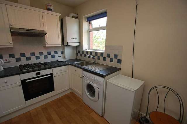  Image of 2 bedroom Apartment for sale in Havelock Street Loughborough LE11 at Loughborough, LE11 5DH