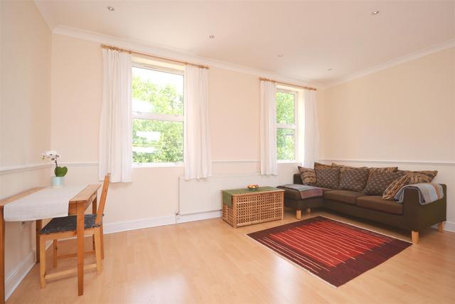  Image of 2 bedroom Property to rent in Hawley Road London NW1 at Camden, NW1 8RW