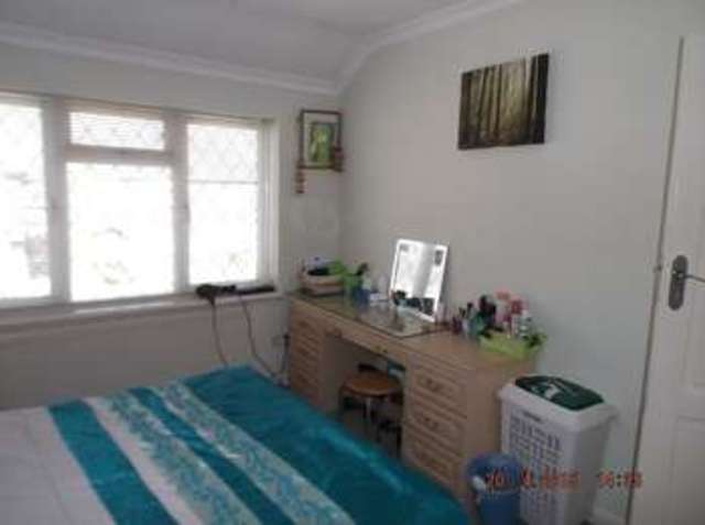  Image of 3 bedroom Semi-Detached house for sale in Gledwood Avenue Hayes UB4 at Gledwood Avenue  Hayes, UB4 0AW