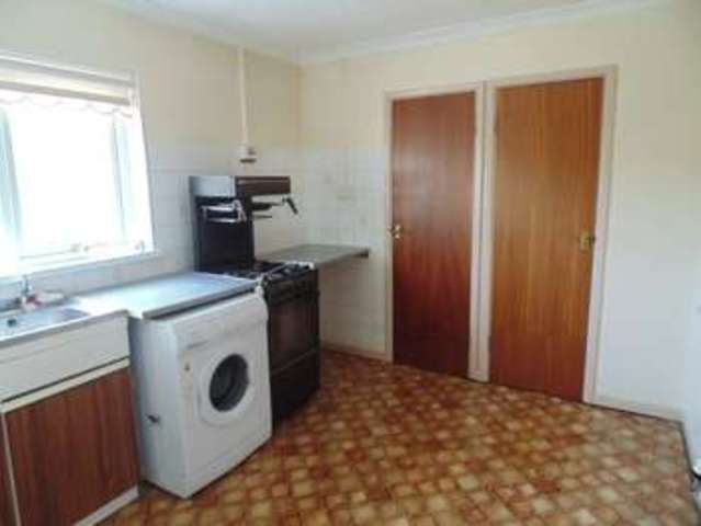  Image of 2 bedroom Flat for sale in Heol Waun Talywain Pontypool NP4 at Heol Waun Talywain Pontypool, NP4 7JZ