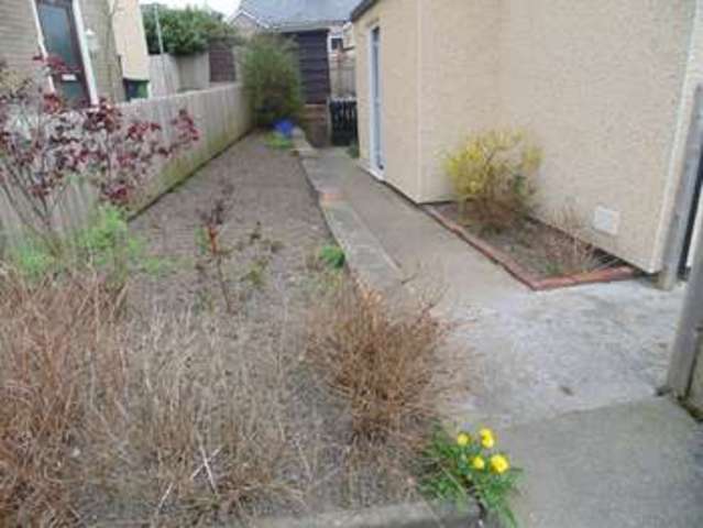 Image of 2 bedroom Flat for sale in Heol Waun Talywain Pontypool NP4 at Heol Waun Talywain Pontypool, NP4 7JZ