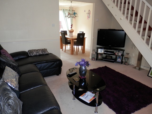  Image of 3 bedroom Semi-Detached house to rent in Hermitage Drive Perth PH1 at Perth Perthshire Perthshire, PH1 2SY