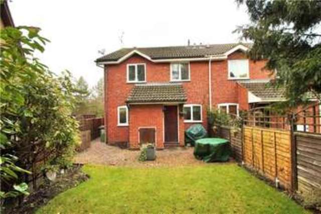  Image of 2 bedroom Detached house to rent in Hexham Close Owlsmoor Sandhurst GU47 at Owlsmoor Sandhurst Sandhurst, GU47 0QP