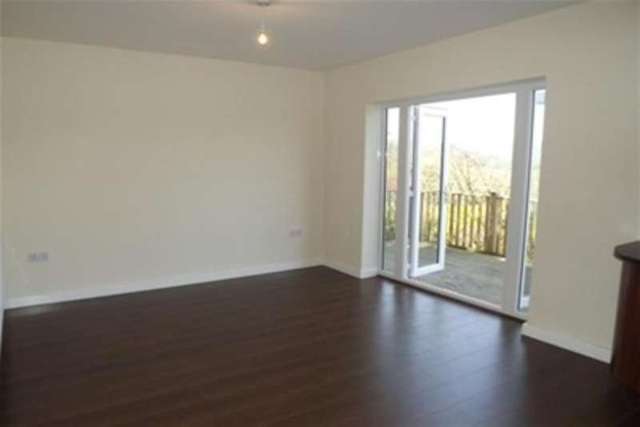 Image of 3 bedroom Detached house to rent in High Storrs Road Sheffield S11 at Sheffield, S11 7LE